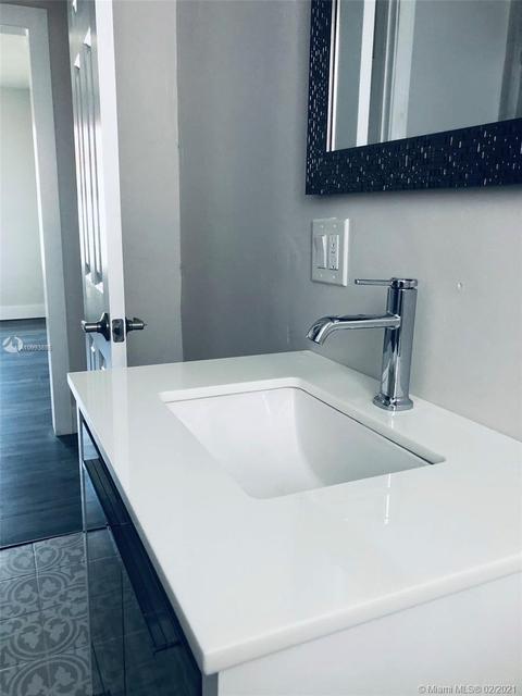 Undisclosed, Hialeah, FL 33013 photo 44