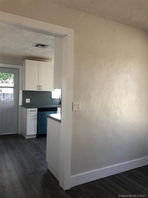 Undisclosed, Hialeah, FL 33013 photo 26
