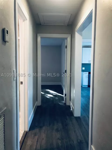 Undisclosed, Hialeah, FL 33013 photo 35