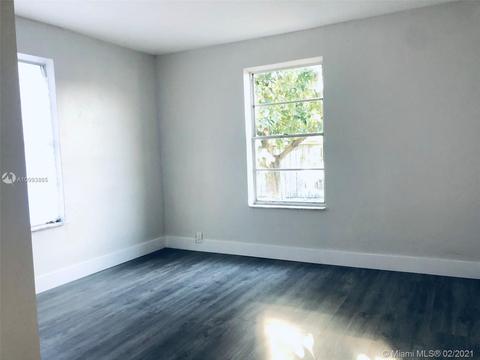 Undisclosed, Hialeah, FL 33013 photo 47
