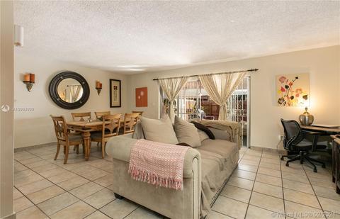 6895 W 3rd Ave, Hialeah, FL 33014 photo 10
