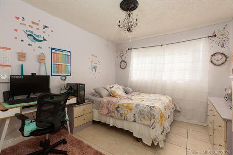 6895 W 3rd Ave, Hialeah, FL 33014 photo 17