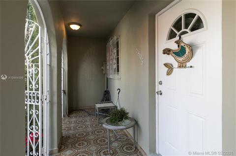 6895 W 3rd Ave, Hialeah, FL 33014 photo 4