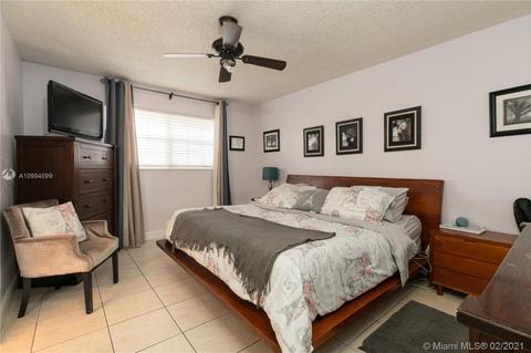 6895 W 3rd Ave, Hialeah, FL 33014 photo 13