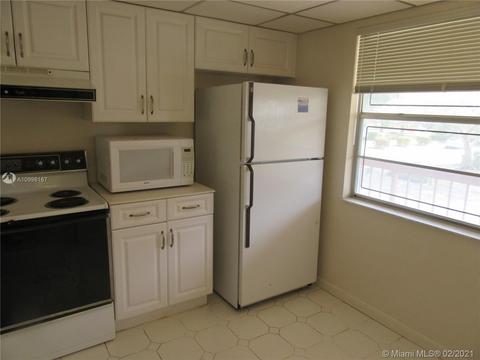 2604 Nassau Bnd #E2, Coconut Creek, FL 33066 photo 3