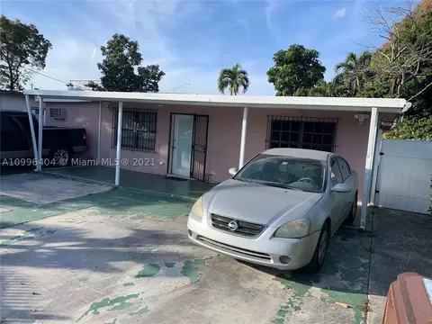 809 E 21st St, Hialeah, FL 33013 photo 1