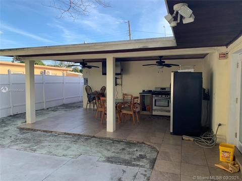 809 E 21st St, Hialeah, FL 33013 photo 11