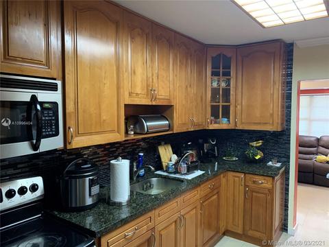 809 E 21st St, Hialeah, FL 33013 photo 10