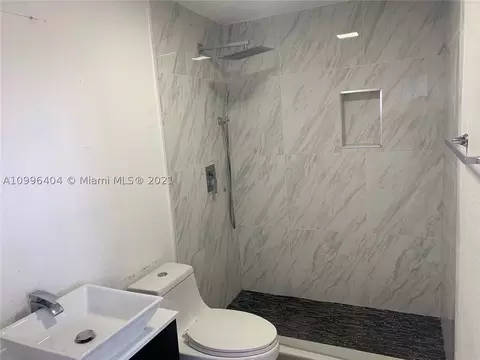 809 E 21st St, Hialeah, FL 33013 photo 6