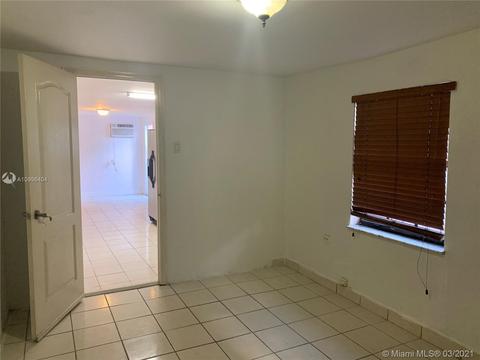 809 E 21st St, Hialeah, FL 33013 photo 15
