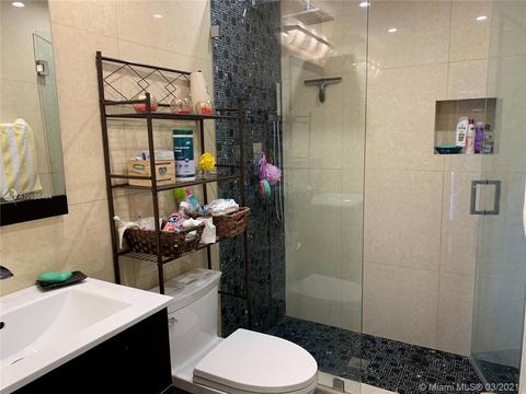 809 E 21st St, Hialeah, FL 33013 photo 4