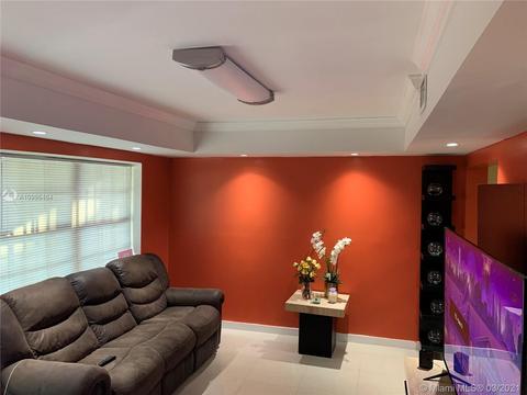 809 E 21st St, Hialeah, FL 33013 photo 5
