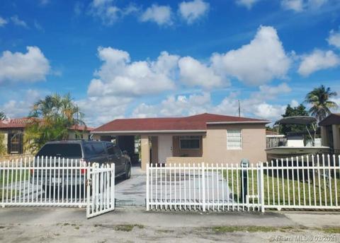 239 E 38th St, Hialeah, FL 33013 photo 1