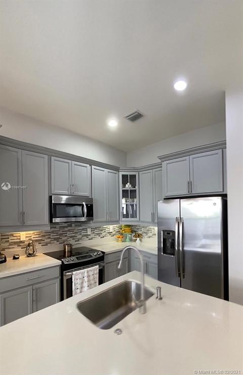 Undisclosed, Hialeah, FL 33018 photo 7
