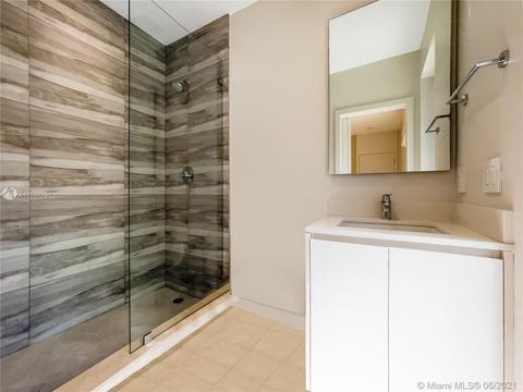 545 Hampton Ln, Key Biscayne, FL 33149 photo 12