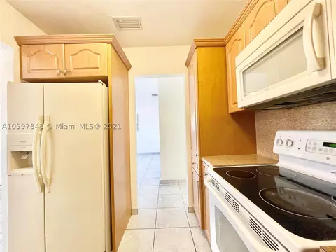 474 E 20th St, Hialeah, FL 33013 photo 13