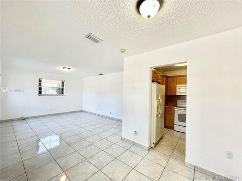 474 E 20th St, Hialeah, FL 33013 photo 7