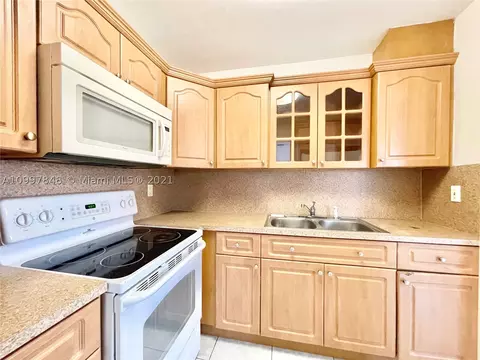 474 E 20th St, Hialeah, FL 33013 photo 10