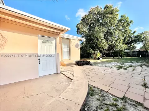 474 E 20th St, Hialeah, FL 33013 photo 29