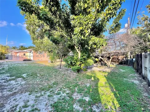 474 E 20th St, Hialeah, FL 33013 photo 31