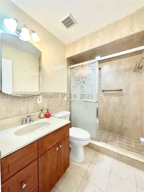 474 E 20th St, Hialeah, FL 33013 photo 14