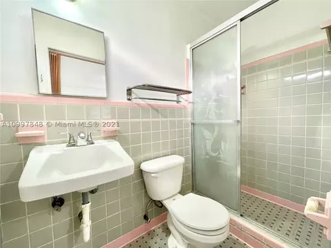 474 E 20th St, Hialeah, FL 33013 photo 22