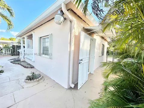 474 E 20th St, Hialeah, FL 33013 photo 24