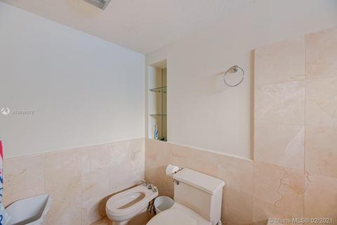 261 NW 60 Ave, Miami, FL 33126 photo 19