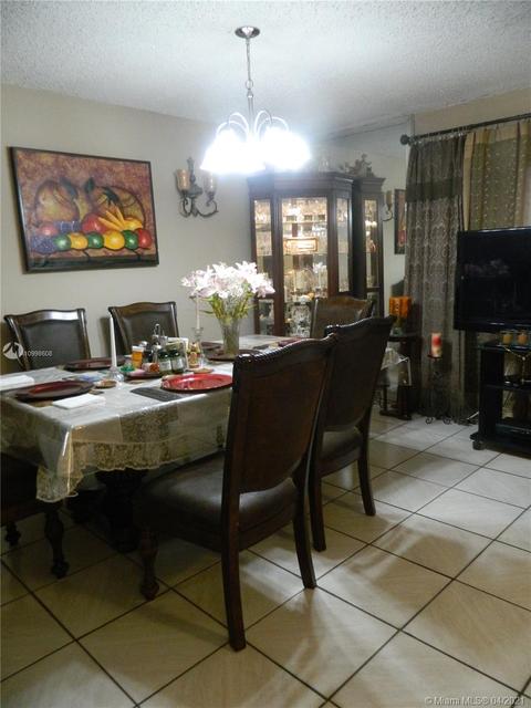 1824 W 73rd Pl, Hialeah, FL 33014 photo 5