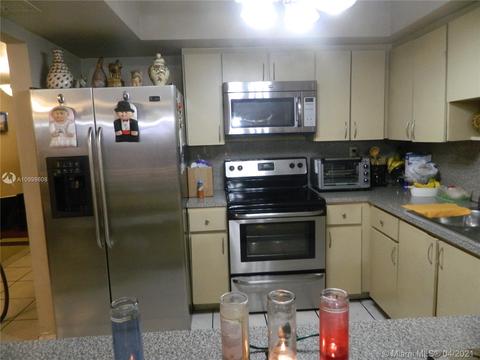 1824 W 73rd Pl, Hialeah, FL 33014 photo 6