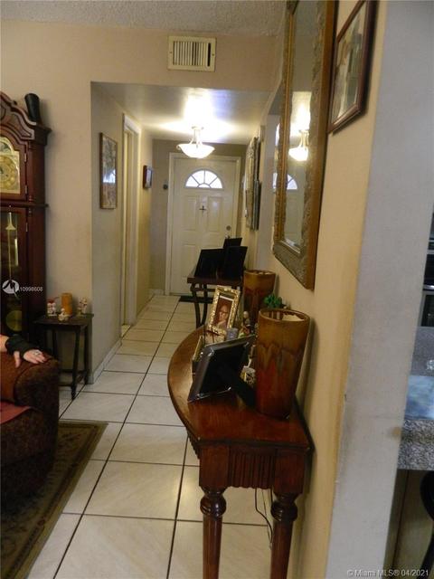 1824 W 73rd Pl, Hialeah, FL 33014 photo 22