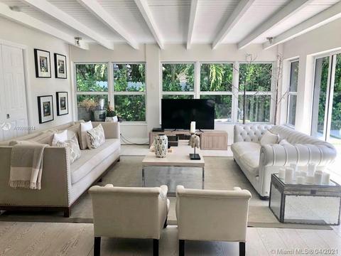 653 Glenridge Rd, Key Biscayne, FL 33149 photo 2