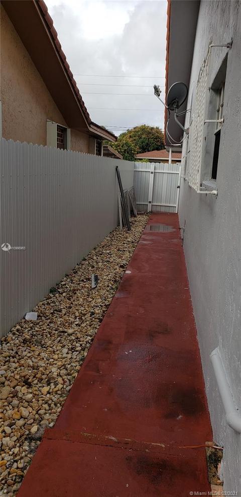 4061 E 3rd Ave, Hialeah, FL 33013 photo 51