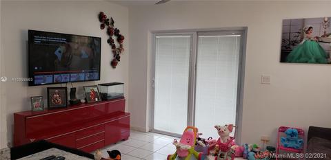 4061 E 3rd Ave, Hialeah, FL 33013 photo 14