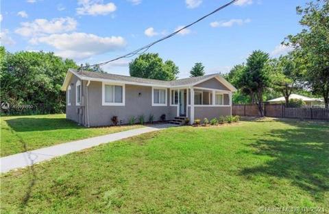 9715 Alsobrook Ave, Riverview, FL 33578 photo 1