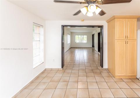 640 E 12th Pl, Hialeah, FL 33010 photo 11