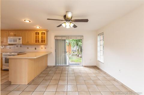 640 E 12th Pl, Hialeah, FL 33010 photo 12