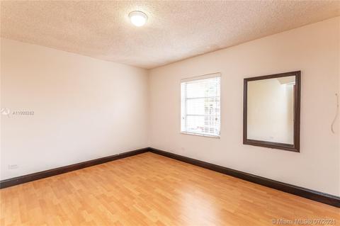640 E 12th Pl, Hialeah, FL 33010 photo 32