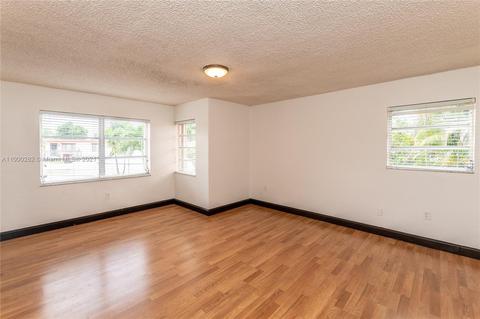 640 E 12th Pl, Hialeah, FL 33010 photo 24
