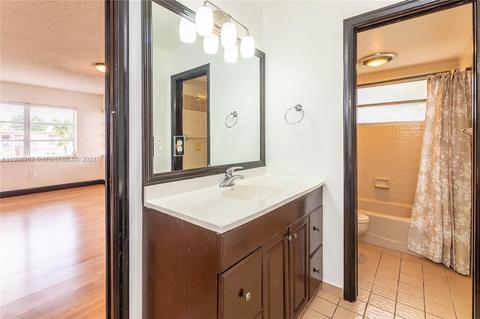 640 E 12th Pl, Hialeah, FL 33010 photo 26