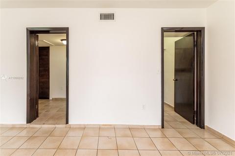 640 E 12th Pl, Hialeah, FL 33010 photo 22