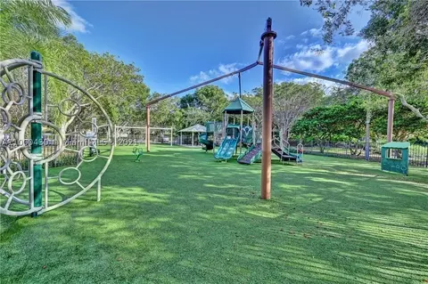 19304 Seneca Ave, Weston, FL 33332 photo 31