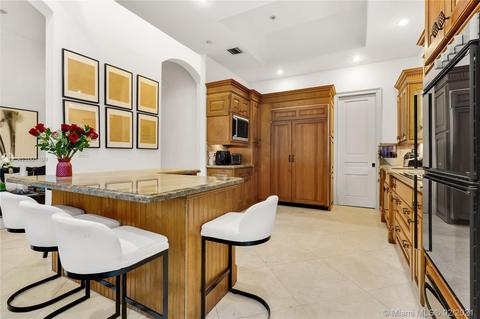 570 Hampton Ln, Key Biscayne, FL 33149 photo 37