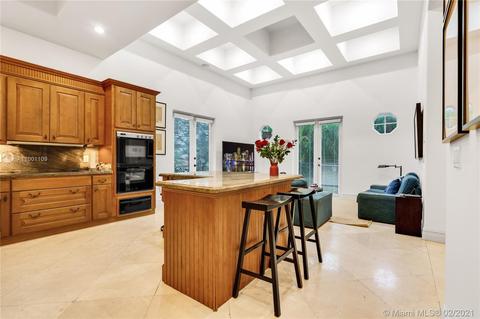 570 Hampton Ln, Key Biscayne, FL 33149 photo 30