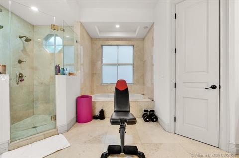 570 Hampton Ln, Key Biscayne, FL 33149 photo 25