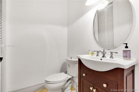 570 Hampton Ln, Key Biscayne, FL 33149 photo 19