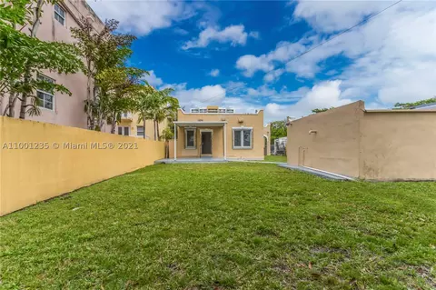 918 SW 10th St, Miami, FL 33130 photo 32