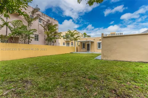 918 SW 10th St, Miami, FL 33130 photo 31