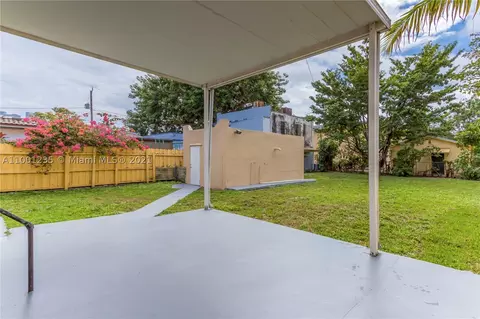 918 SW 10th St, Miami, FL 33130 photo 27