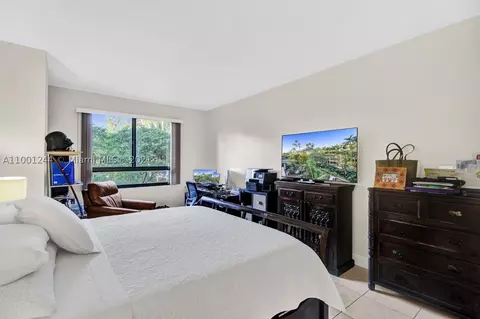 151 Crandon Blvd #236, Key Biscayne, FL 33149 photo 4